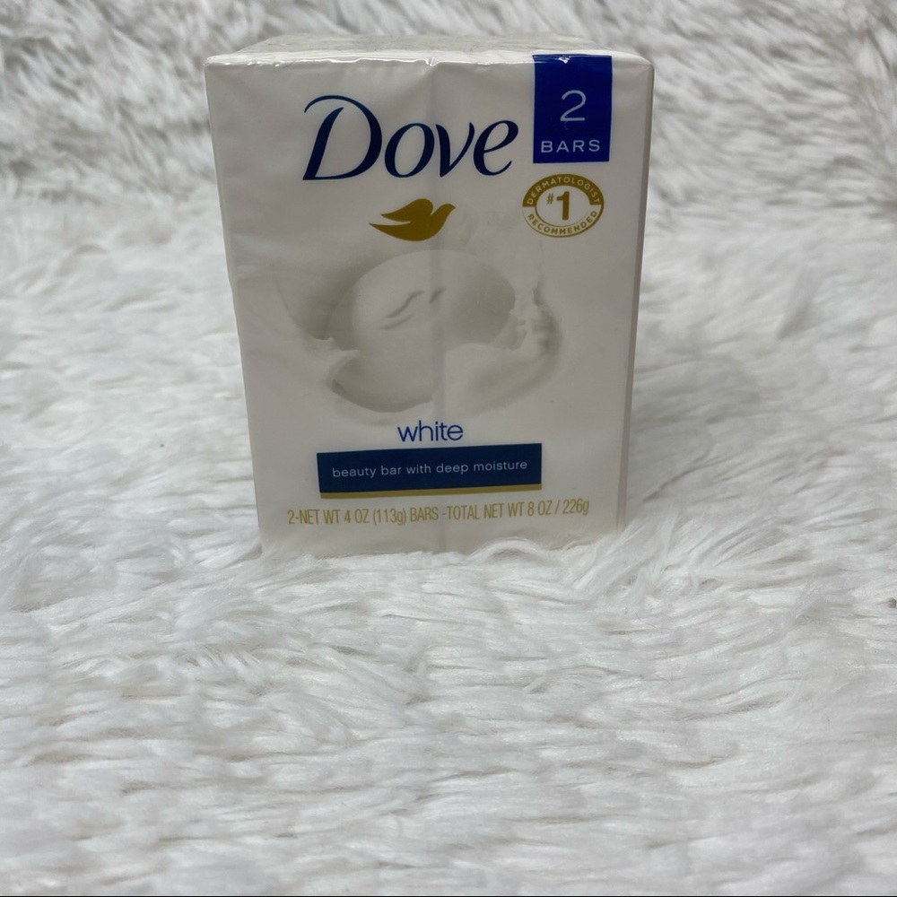 Dove 2 bars of white soap 4 Oz each